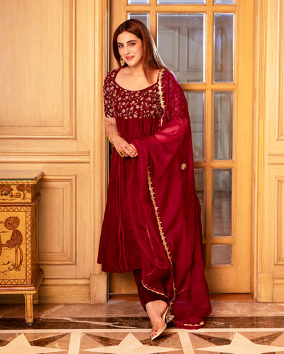 Nargi Wine Embroidered Velvet Suit Set