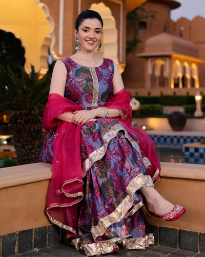 Most Amazing and Gorgeous Bridal Gharara and Sharara Dresses Designs and  ideas 2022 | Bridal mehndi dresses, Bridal dresses pakistan, Beautiful  pakistani dresses