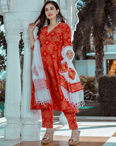 Red Suit Sets: Buy Red Salwar Suits Online in India @Best Price