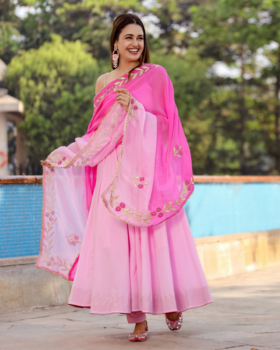 Pink Suit Sets: Buy Pink Salwar Suits Online in India @Best Price