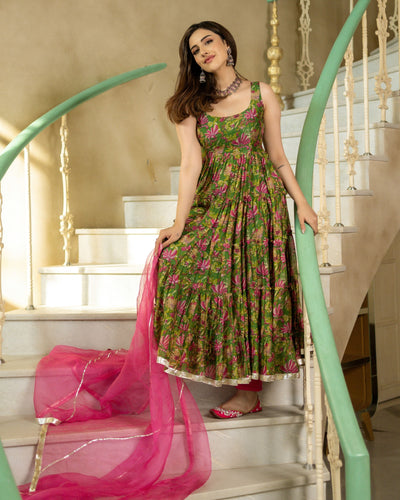 Pink Sleeveless Net Long Anarkali Salwar Kameez 18628 | Beautiful frock  design, Pakistani women dresses, Beautiful frocks